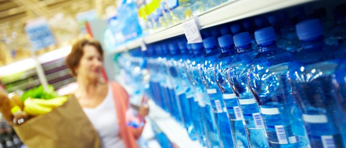 Tutti i costi della plastica: una spesa inutile per aziende e consumatori